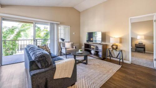 Landing Modern Apartment with Amazing Amenities (ID9448X47) in Chino Hills