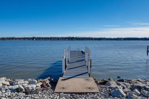 Waterfront Buckeye Lake Home with Deck and Dock!