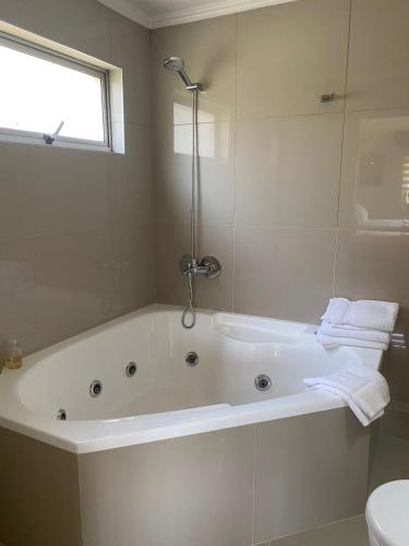 瑞雅尔精品酒店 