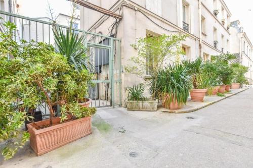 Modern 3BD for 8 guests in Bastille Voltaire - image 5