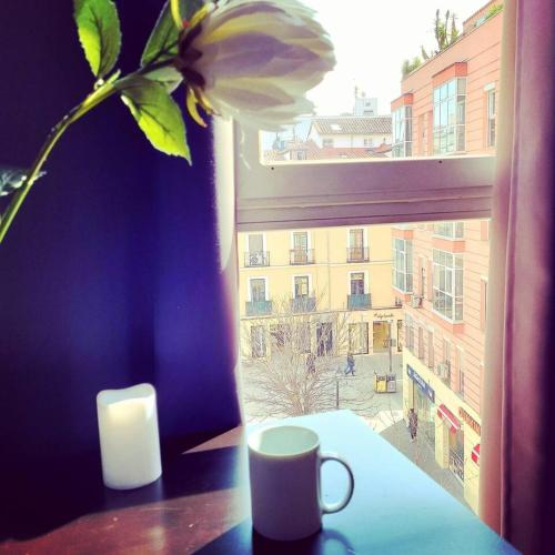 Comfortable apartment in Madrid with office 40 m² and air conditioning - image 14
