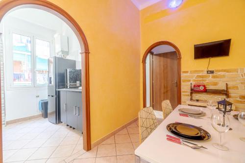 Genova La Fortuna Roomy Apt & Panoramic Balcony, Janov (fotografie 8)