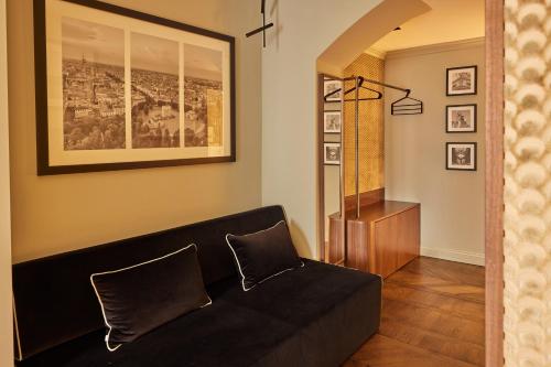 Living Suites - image 3