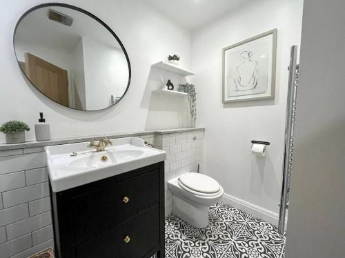 City Centre Loft Apartment, Manchester (photo 10)