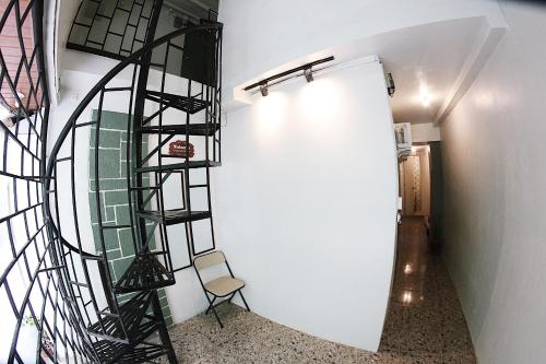 Dickem's Transient House near Fort Szent Pedro