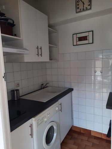 Holiday Home image 9
