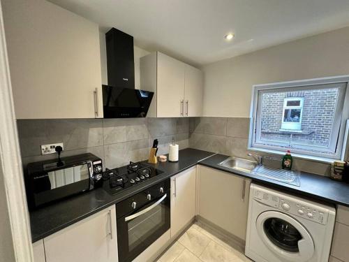 3 bed Hackney/Harringay Flat, London