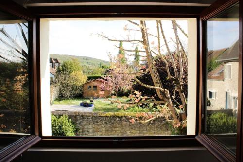 Holiday home at the edge of La Seine near Giverny