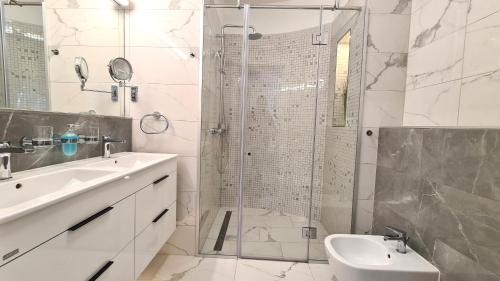 Spa Residence Carbona 101, 307 Apartman