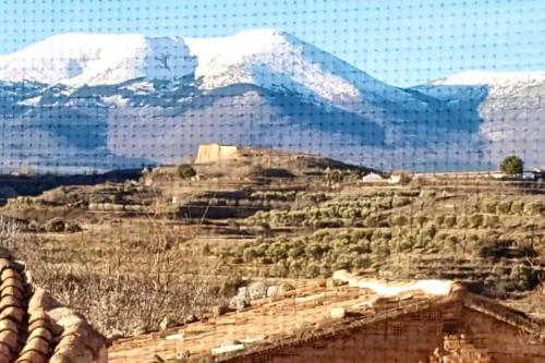 . Welcoming house in Santa Cruz de Moncayo with fireplace