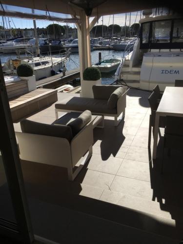 VILLA DE LUXE A PORT GRIMAUD VILLA DE LUXE A PORT GRIMAUD