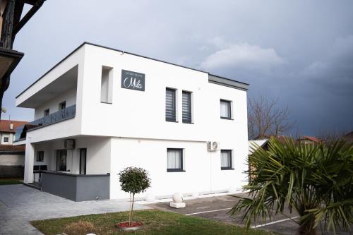 Apartmani Mila - image 11