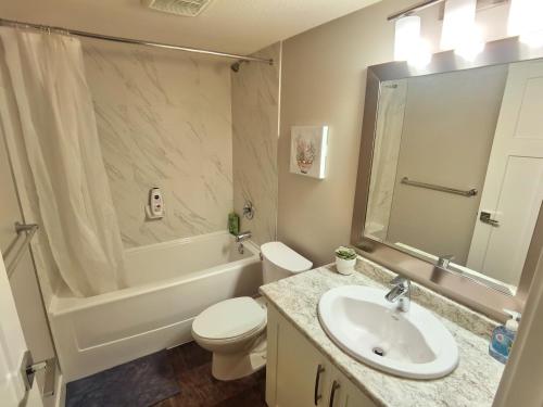Sweet home-morden brand new suite in Surrey, Canada