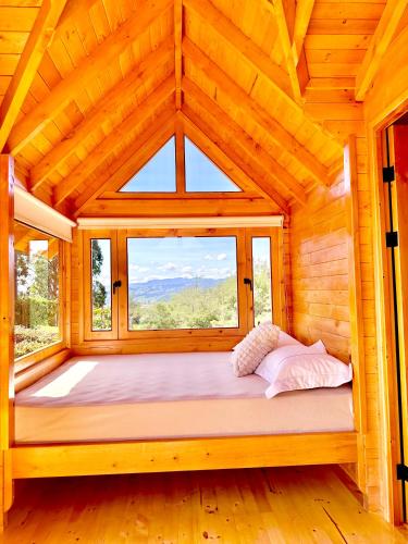 2 double beds