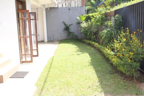 Self Cate Luxury Apartments - image 5