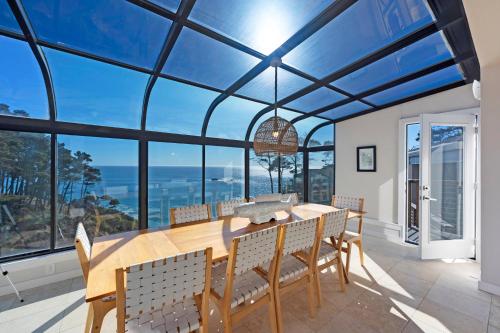 Vaade, Seaflower Cove: Spacious 4bd waterfront retreat in Gualala (CA)