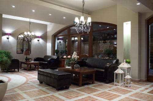 Instalaciones, Hotel Tumski in Plock