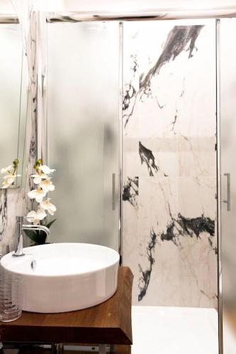 Heaven Luxury Home - 4 br, 3 bth, 13 pr, dowtown, Rome (photo 2)