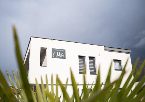 Apartmani Mila - image 12