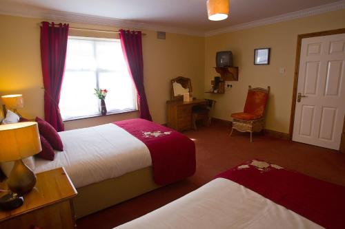 Woodlawn House - image 3