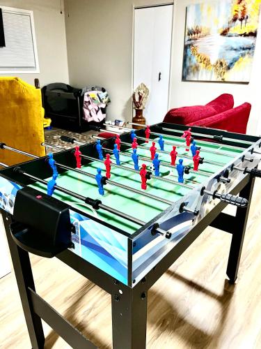 Kids,Pets, friendly 3BR 2BT Game Bonus, Room Fenced in Fayetteville, USA