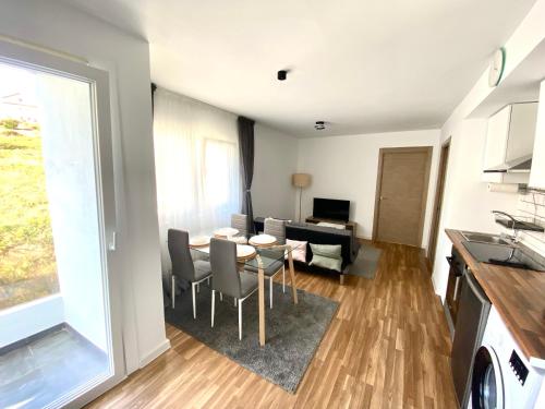 Apartamentos LAMAROSA -LAS PLAYAS - A Nogueira