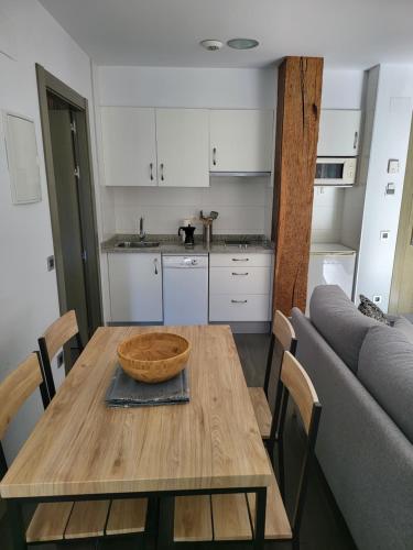 Konyha, Tresanea Apartamentos in Ituren