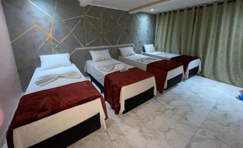 HOTEL MODERNO - image 5