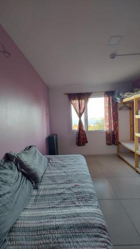 One-Bedroom Apartment image 5