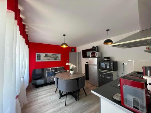 Appartement 2 chambres centre Tarascon-sur-Ariège