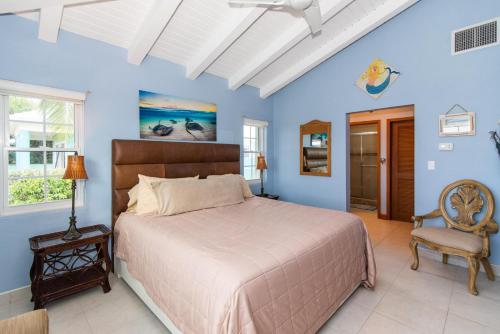 Blue Vista Villa 4BR