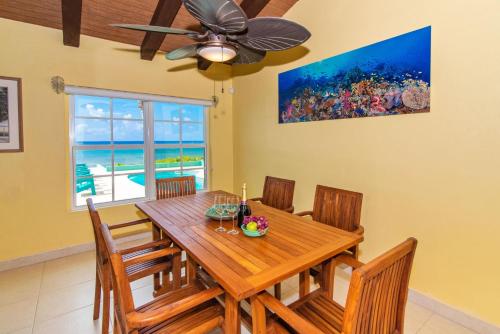 Blue Vista Villa 4BR