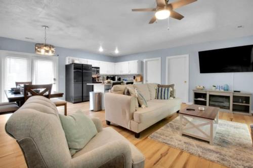 Modish 4BR House in Bloomington in Bloomington, USA