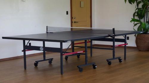 Modern 4BR House in Bloomington