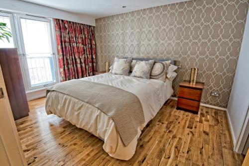 Time And Tide Apartments, Abington, Lanarkshire