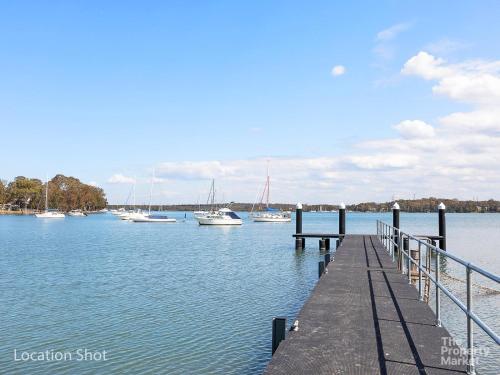 The Hamptons Lakehouse