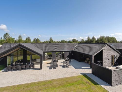 Holiday home Henne VI