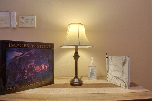 Castle Creek Manor - main image