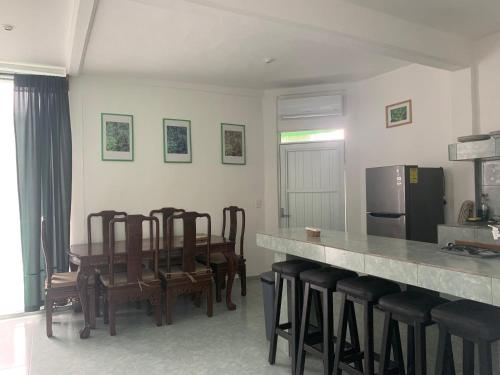 Studio with swimming pool at 12 m height over jungle in Chemuyil