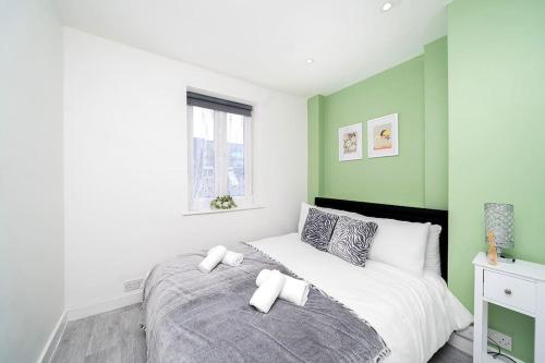 Soho Apartments F4, Londyn