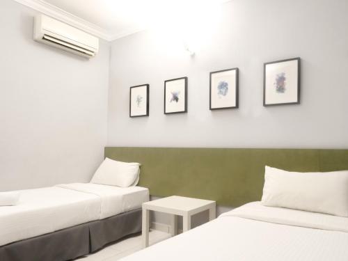 # Hashtag Hotel - Self Check in # Hashtag Hotel - Self Check in