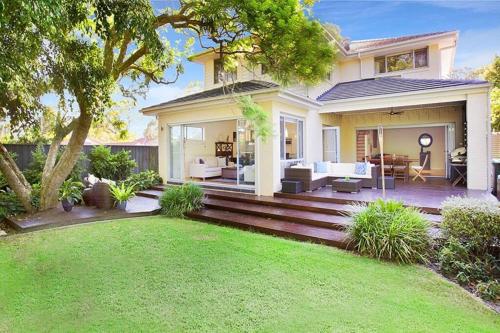 Beautiful, spacious family home, close to Sydney CBD