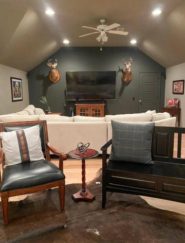 Elegant Stonegate Home Masters Rental in Martinez, USA
