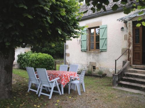 Gite de France L'oustal 3 epis - Gite de France 6 personnes MAE-6574 in Marcillac-la-Croisille