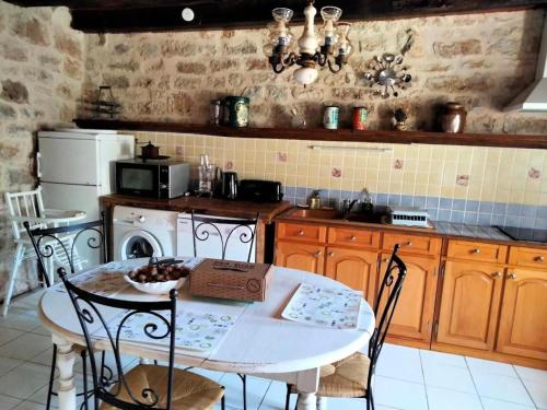 Gite de France Gite joulebois 3 epis - Gite de France 4 personnes MAE-6444 in Ferrand