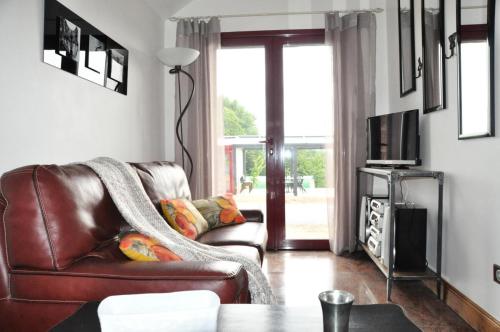 Gîte de France De chapdevialle la croisée des vents 4 épis - Gîte de France 12 personnes MAE-0064 (Gite de France De chapdevialle la croisee des vents 4 epis - Gite de France 12 personnes MAE-0064) in ฌุยยัก (ลิมูแซ็ง)