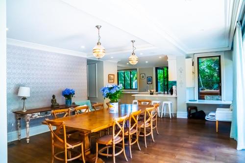 Luxury Harbour View Home in Rose Bay