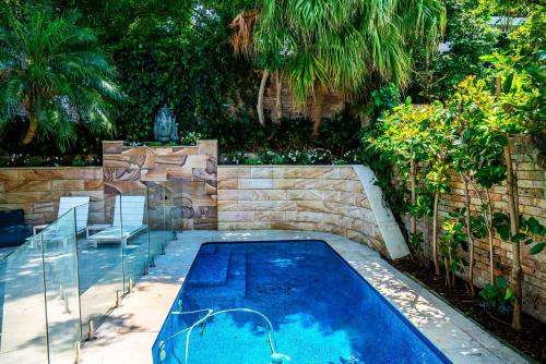 Luxury Harbour View Home in Rose Bay