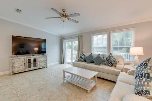 Loggerhead Lagoon - Modern Waterfront Home in Sugarloaf Shores (FL)