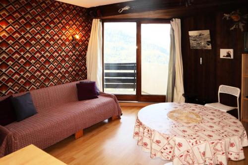 Résidence Les Carlines - Studio 4 personnes 1650 MAE-6174 Résidence Les Carlines - Studio 4 personnes 1650 MAE-6174